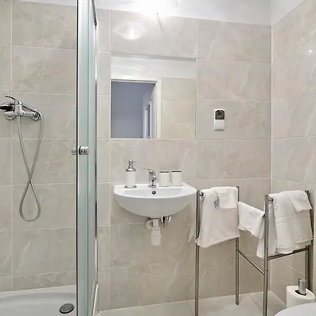 Apartament Red City Center *