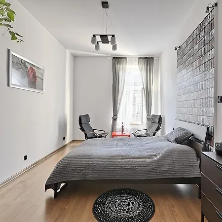 Red City Center Apartament